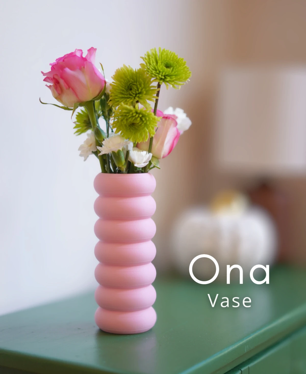 Ona Vase